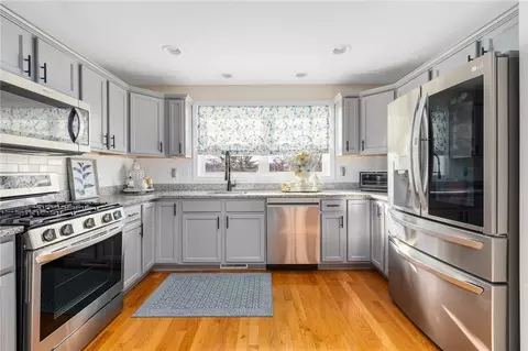 Kitchen - 1209 Centerville Rd #5, Warwick, RI 02886 photo 1 of 6