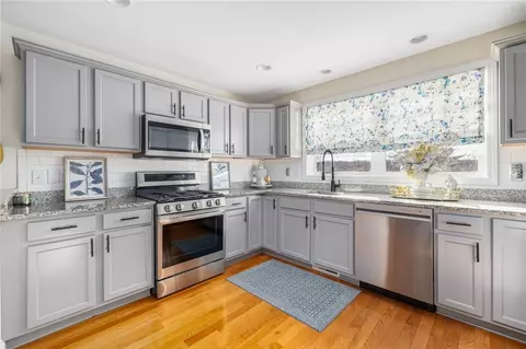 Kitchen - 1209 Centerville Rd #5, Warwick, RI 02886 photo 2 of 6