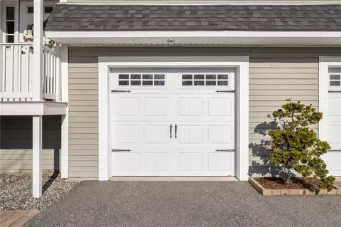 Exterior - 1209 Centerville Rd #5, Warwick, RI 02886 photo 7 of 10