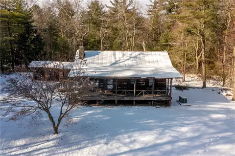 9 Burgess Rd, Foster, RI 02825