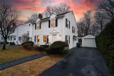 30 Hope St, North Providence, RI 02911