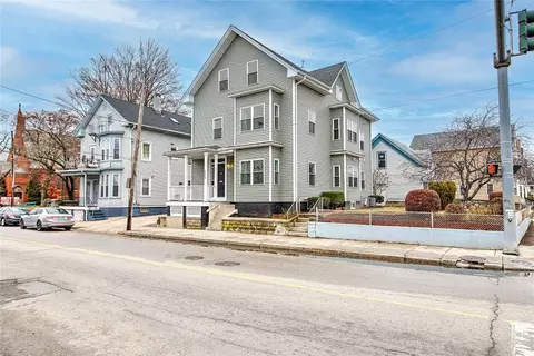 515 Plainfield St, Providence, RI 02909