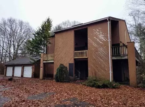 19 Slater Dr, Burrillville, RI 02830