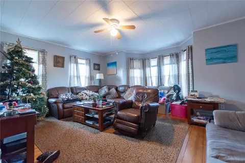 592 Front St, Woonsocket, RI 02895 photo 12