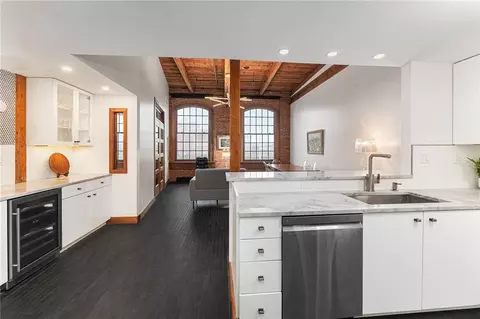 555 S Water St #317, Providence, RI 02903