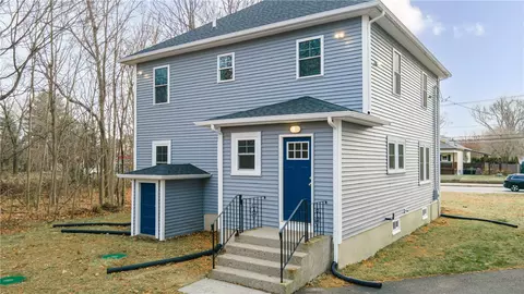 Exterior - 1527 Centerville Rd, Warwick, RI 02886 photo 2 of 4