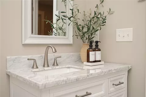 Bath - 1527 Centerville Rd, Warwick, RI 02886 photo 4 of 5
