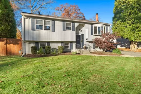 21 Urban Ave, Warwick, RI 02888