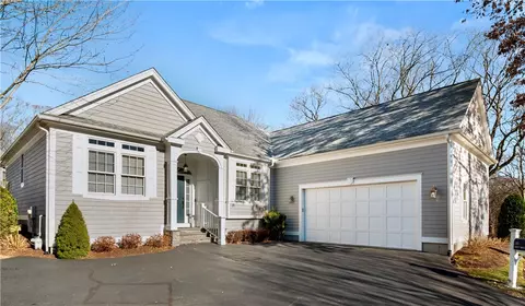 35 Fry Brook Dr, East Greenwich, RI 02818