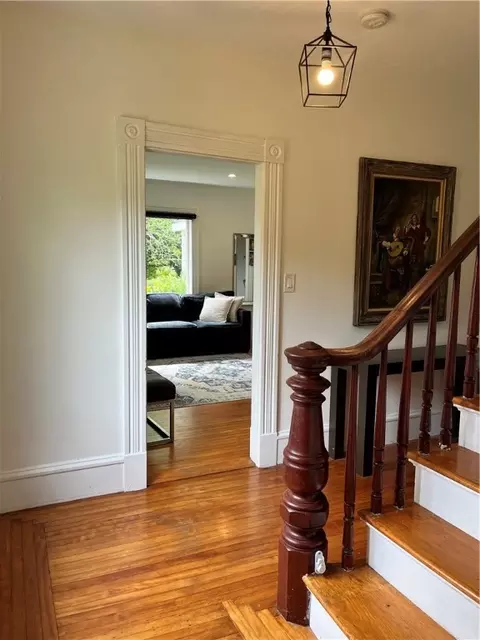 Entry Way - 25 Maple Ave, Little Compton, RI 02837 photo 3 of 5