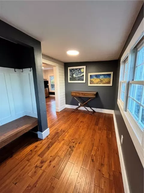 Entry Way - 25 Maple Ave, Little Compton, RI 02837 photo 1 of 5