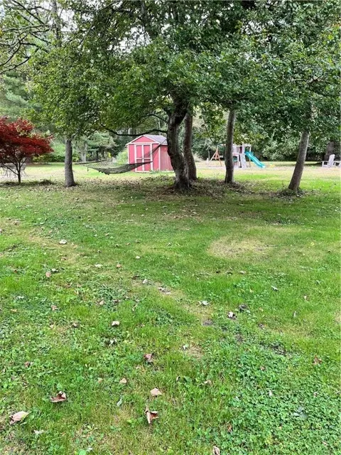 Exterior - 25 Maple Ave, Little Compton, RI 02837 photo 9 of 11