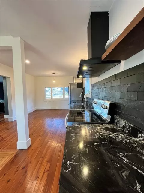 Kitchen - 25 Maple Ave, Little Compton, RI 02837 photo 4 of 5