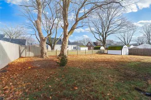 104 Stone Ave, Warwick, RI 02889 photo 3