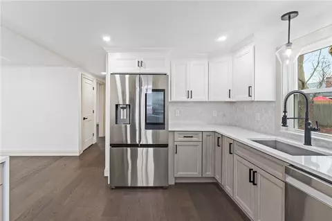 104 Stone Ave, Warwick, RI 02889 photo 9