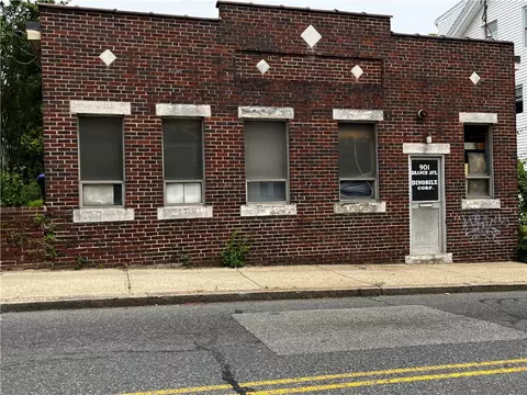 901 Branch Ave, Providence, RI 02904