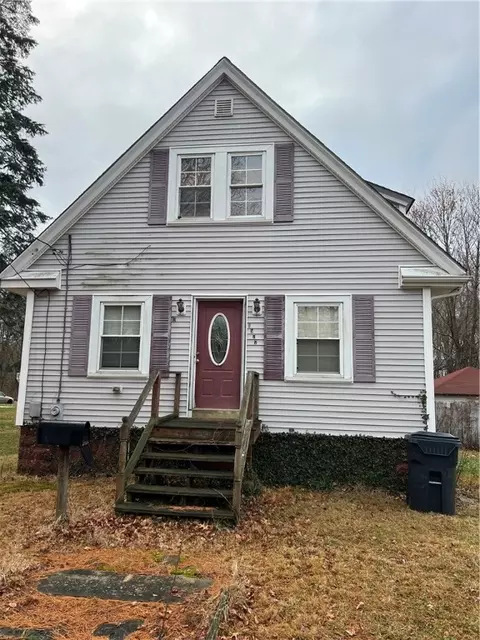 1577 W Shore Rd, Warwick, RI 02889