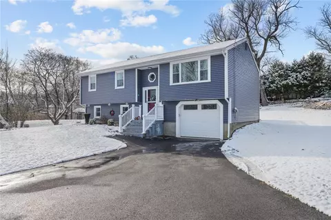 30 Ernest St, Coventry, RI 02816 photo 34