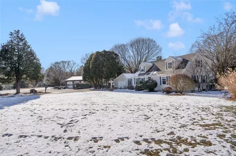 Exterior - 220 Ten Rod Rd, Exeter, RI 02822 photo 4 of 12