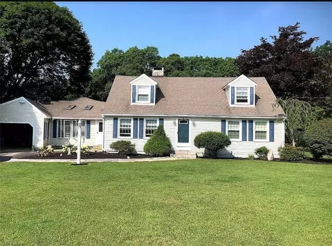 Exterior - 220 Ten Rod Rd, Exeter, RI 02822 photo 2 of 12