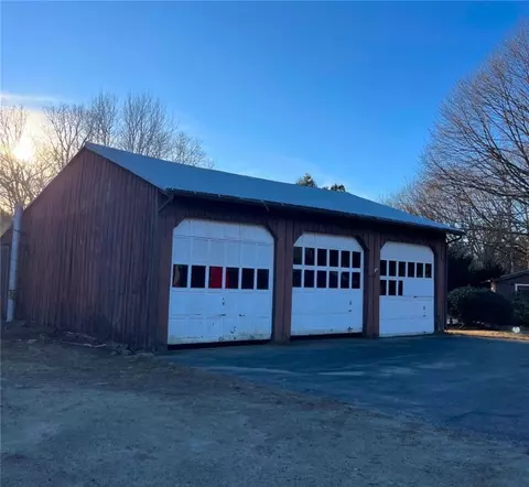 Exterior - 220 Ten Rod Rd, Exeter, RI 02822 photo 12 of 12