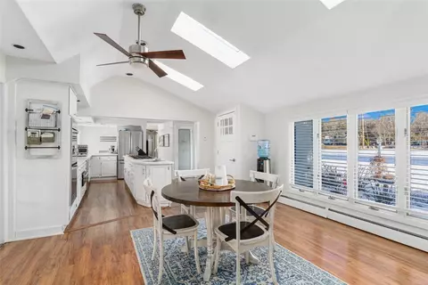 220 Ten Rod Rd, Exeter, RI 02822
