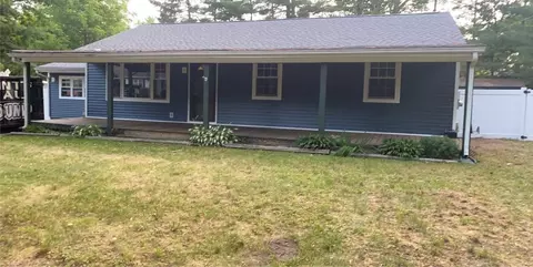 16 Alexandre Rd, Coventry, RI 02816