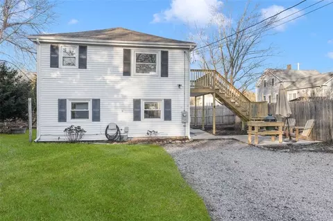 1257 Tower Hill Rd, North Kingstown, RI 02852