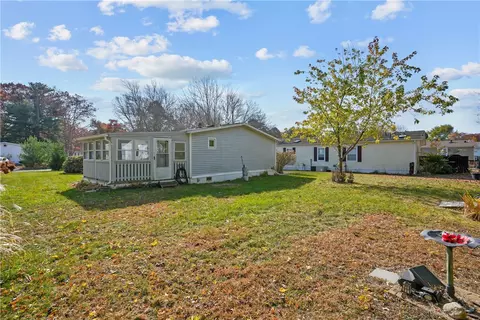 Exterior - 40 Lear Dr, Coventry, RI 02816 photo 4 of 4
