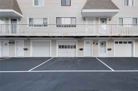 4158 Post Rd #15, East Greenwich, RI 02818