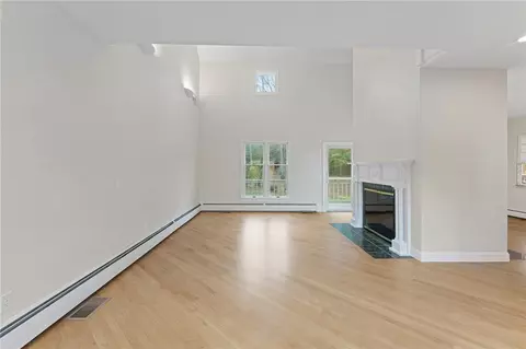 11 Windrose Cir, Exeter, RI 02822 photo 12