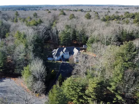 11 Windrose Cir, Exeter, RI 02822 photo 3