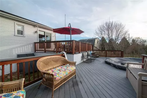 32 Spencer Dr, Westerly, RI 02891 photo 13