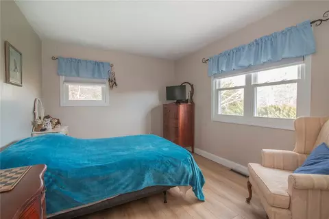 32 Spencer Dr, Westerly, RI 02891 photo 8