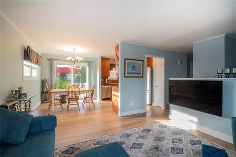 32 Spencer Dr, Westerly, RI 02891 photo 5