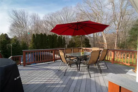 32 Spencer Dr, Westerly, RI 02891 photo 14