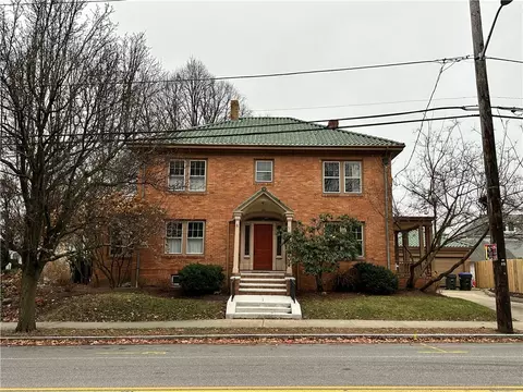 210 Eaton St, Providence, RI 02908