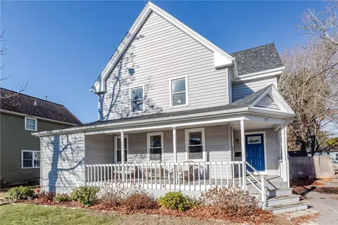 63 Blake St, Warwick, RI 02889 photo 1