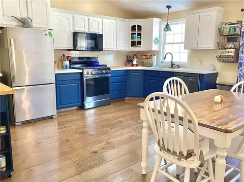 285 Cooper Rd, Glocester, RI 02814 photo 3