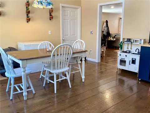 285 Cooper Rd, Glocester, RI 02814 photo 9