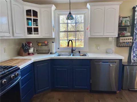 285 Cooper Rd, Glocester, RI 02814 photo 6