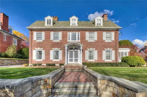360 Olney St, Providence, RI 02906