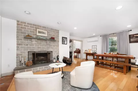 15 Phillips Ln, Glocester, RI 02814 photo 16
