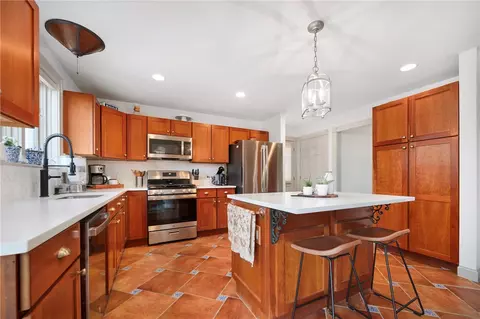 15 Phillips Ln, Glocester, RI 02814 photo 12
