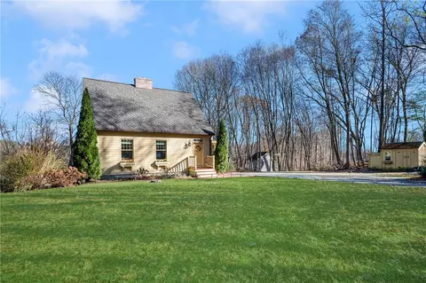 15 Phillips Ln, Glocester, RI 02814 photo 4
