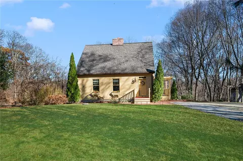 15 Phillips Ln, Glocester, RI 02814 photo 2