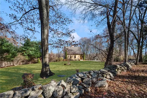 15 Phillips Ln, Glocester, RI 02814 photo 5