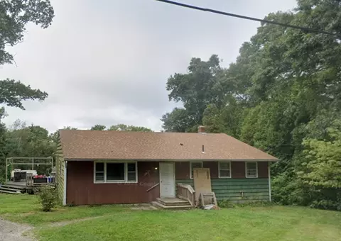 33 Johnny Cake Trl, South Kingstown, RI 02879