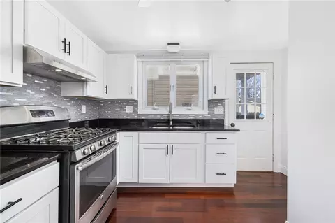 14 S Cornell Ave, Warren, RI 02885 photo 7