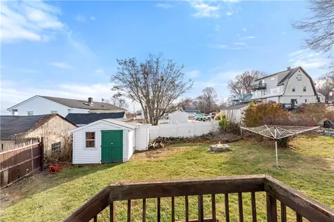 Exterior - 32 Surf Ave, Warwick, RI 02889 photo 4 of 4